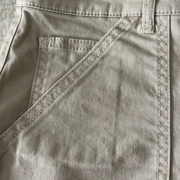 GARAGE Khaki Cargo Shorts - Picture 9 of 12